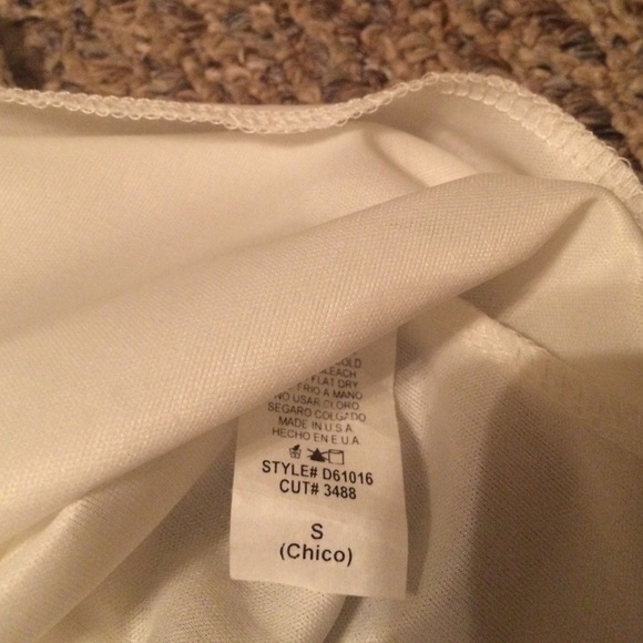 Cream lace dress - Picture 3 of 3