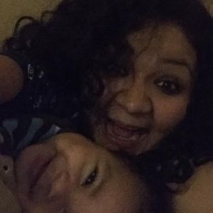 Meet your Posher, Gloria