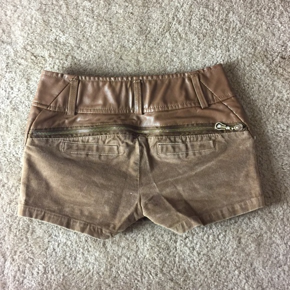 Cute short - Picture 3 of 3