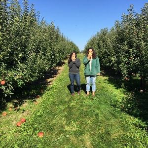 Meet your Posher, Marcela