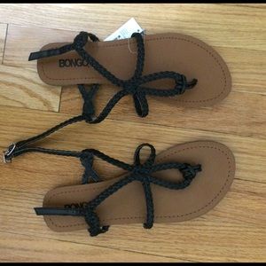 Black sandals size 9