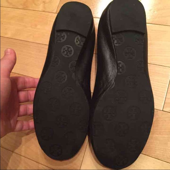 SOLD 🎉PM Editor pick & HP🎉 Tory Burch Reva Flats - Picture 3 of 4