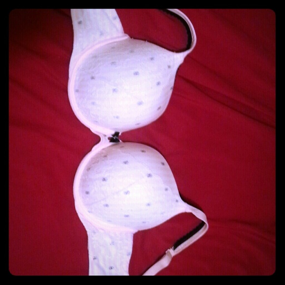 Pink & white Body by Victoria Perfect shape bra