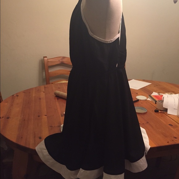 👄Bebe Black w/white trim cocktail dress 👄 - Picture 4 of 4