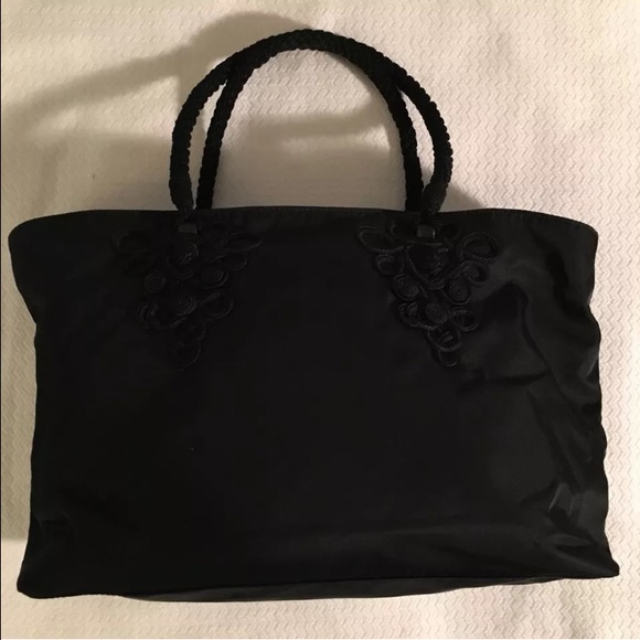 ❌ Prada Black Nylon Embroidered Tote - Picture 3 of 4