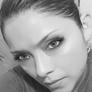 Meet your Posher, Lesly