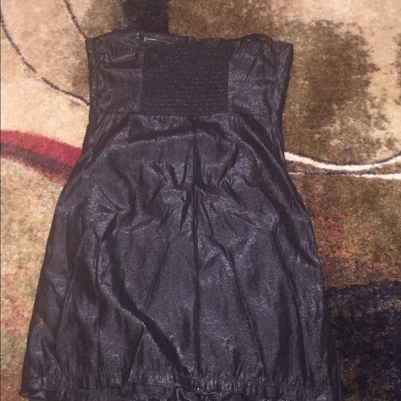 Ruffled Fitted Dress - Picture 6 of 6