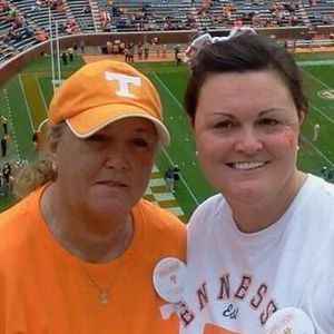 Meet your Posher, Becky