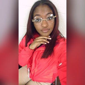 Meet your Posher, Geralynn