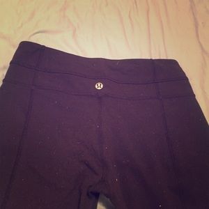 Lululemon crop capris (flare)