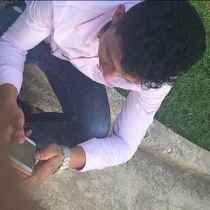 Meet your Posher, Luis