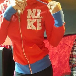 Nike Zip Up (Like new!)