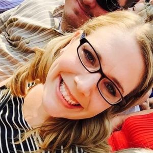 Meet your Posher, Dana