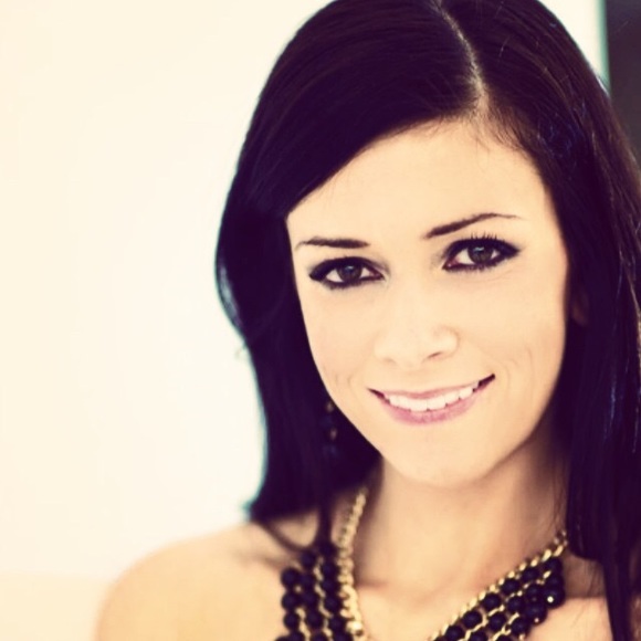 Meet your Posher, Molly - Picture 1 of 1