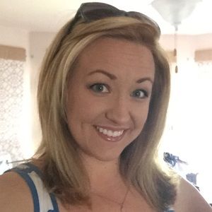 Meet your Posher, Elise