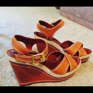 Vince Camuto Edon Sandals
