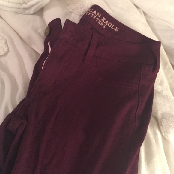 Maroon jeggings from AE, size 2 short