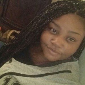 Meet your Posher, Briana