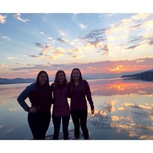 Meet your Posher, Hailey