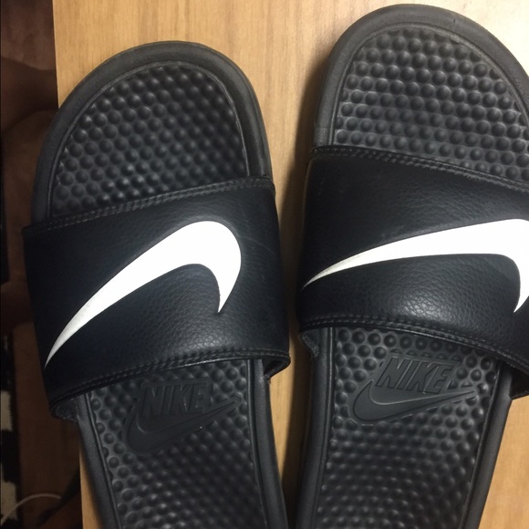 Nike slider sandals black benassi
