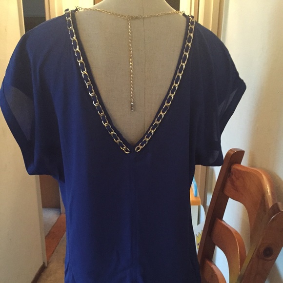 👄NWOT Royal blue 2B Bebe blouse 👄 - Picture 2 of 3