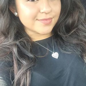 Meet your Posher, Kimberly