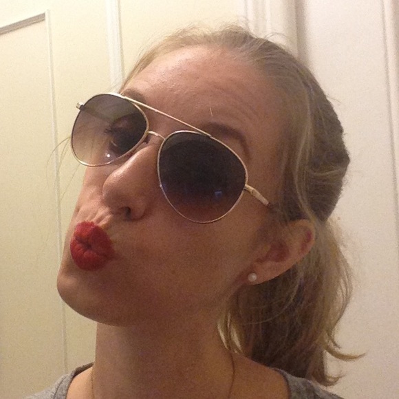 Meet your Posher, Joanna