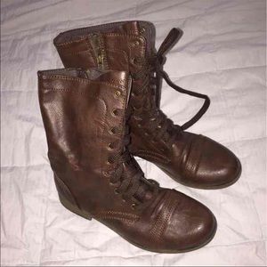 Mossimo supply co. Brown combat boots 7.5