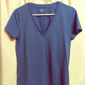 Women's J Crew V-Neck Vintage tee. Size Medium