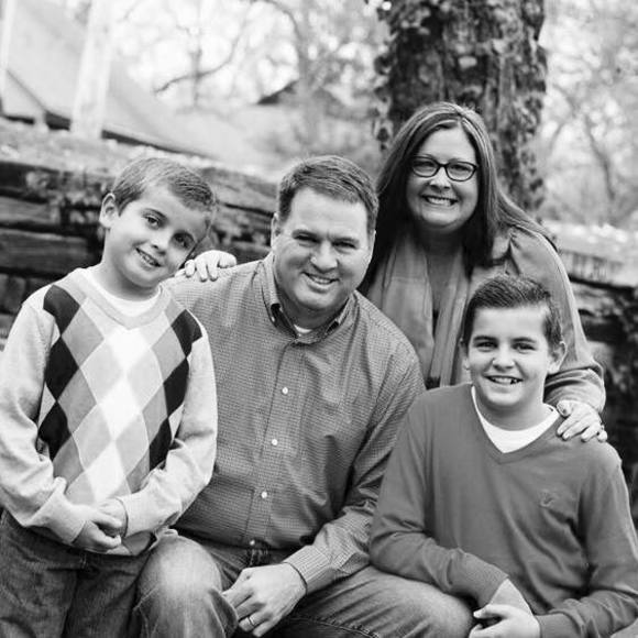 Meet the Posher Other - Meet your Posher, Lara