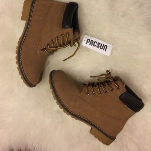 Brand new Pacsun boots!