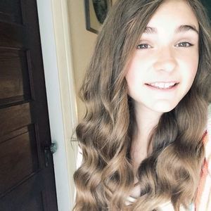 Meet your Posher, Ava