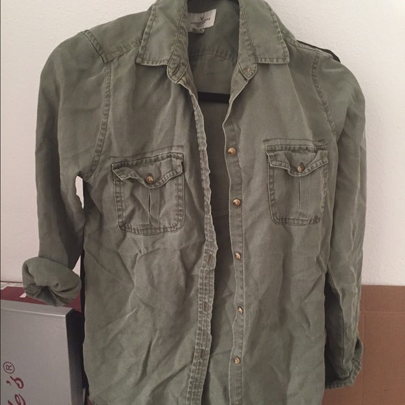 Olive button up