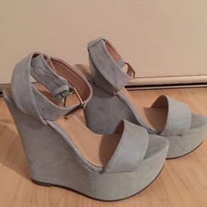 Aldo wedges! Light blue