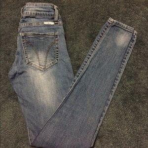 Bui yah Kah skinny jeans