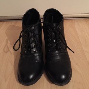 Forever 2 black boots