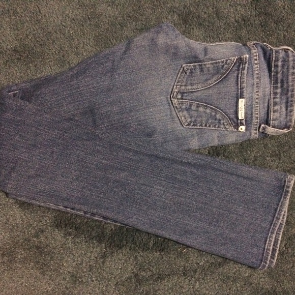 Bui yah Kah jeans
