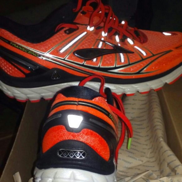 Brooks Transcend (Fierycoral/silver/black) - Picture 1 of 3