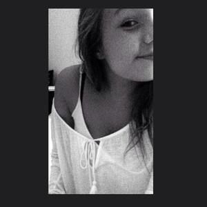 Meet your Posher, Madeline