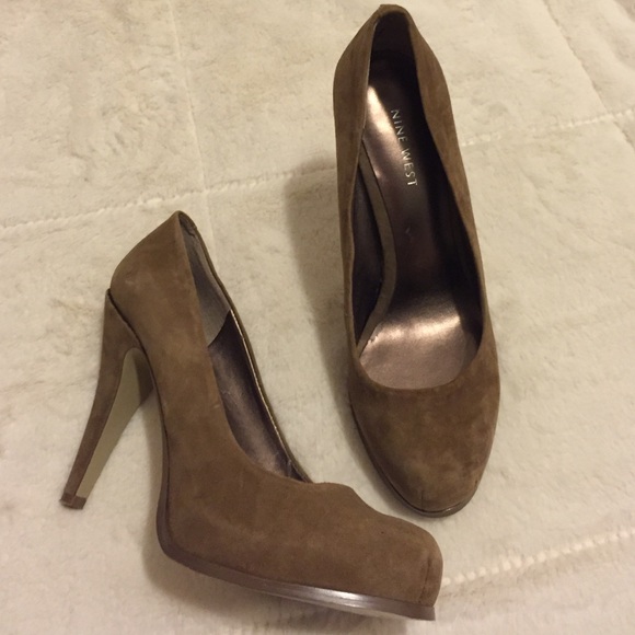 Nine West Shoes - GUC Nine West Platform Pumps