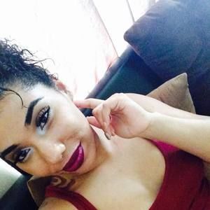 Meet your Posher, Ebony