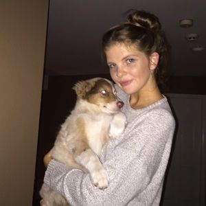 Meet your Posher, Carly