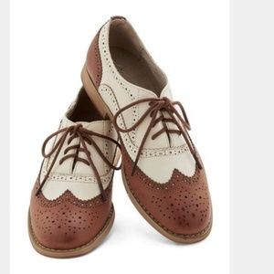 Taking a Picture Oxfords - ModCloth