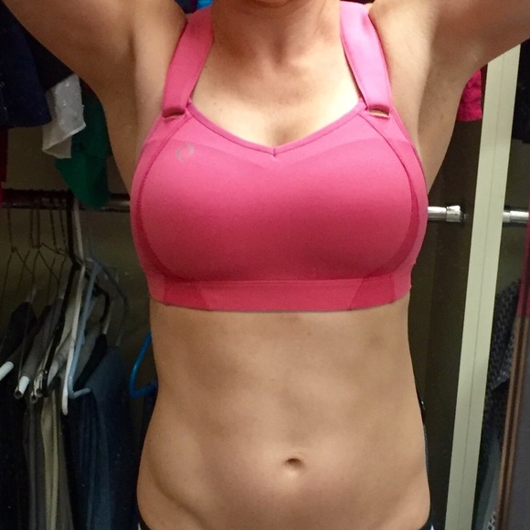Moving comfort Juno high impact sports bra.