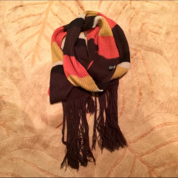 Long skinny Elizabeth Gillett scarf - Picture 1 of 2