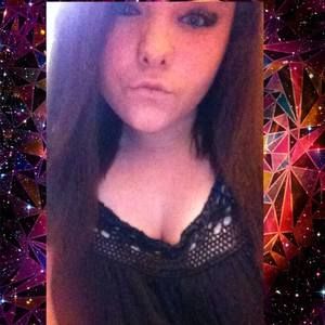 Meet your Posher, Chadesa