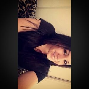 Meet your Posher, Melissa