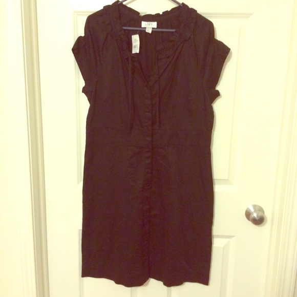 📍Loft dress with ruffle detail