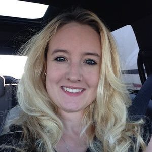 Meet your Posher, Kendra