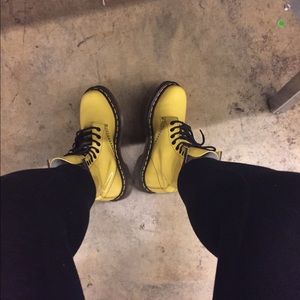 YELLOW DOCS
